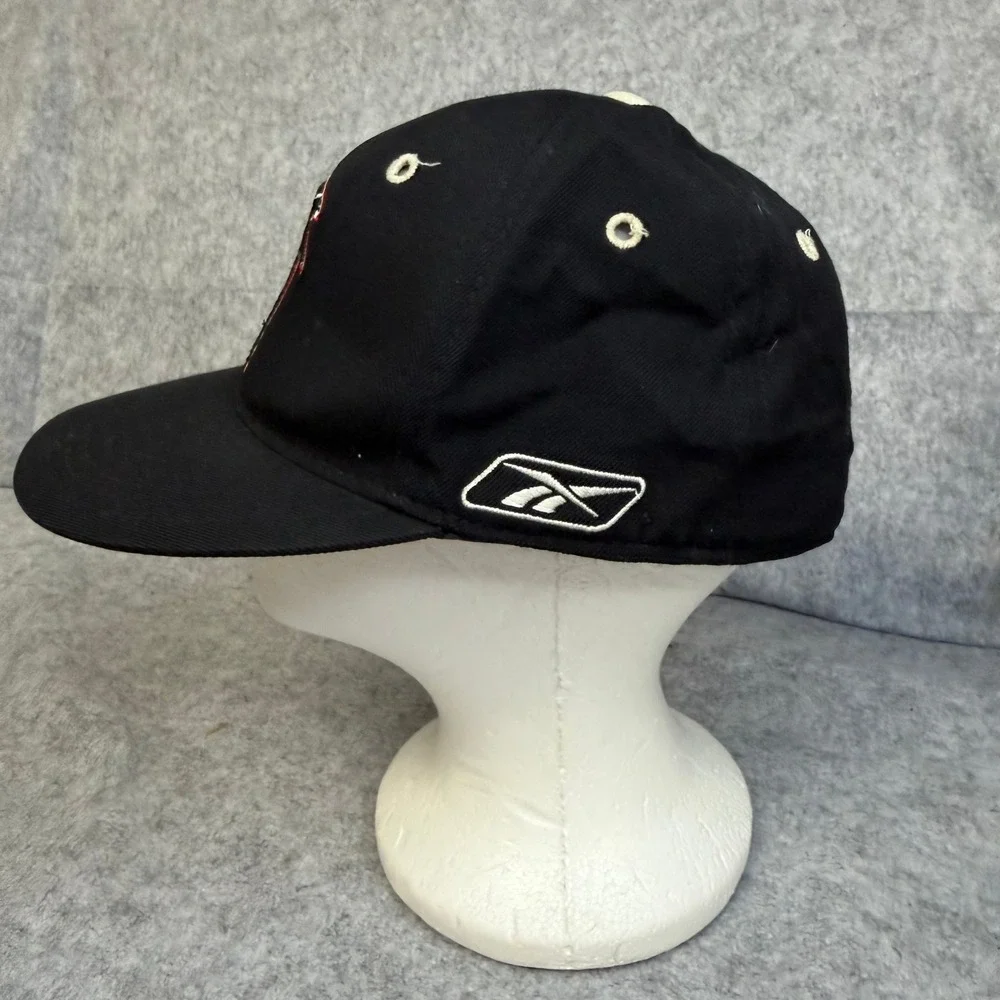 Atlanta Falcons Reebok On Field Fitted Hat Black 100% Wool‎ NFL Size 7 1/4 Vtg
